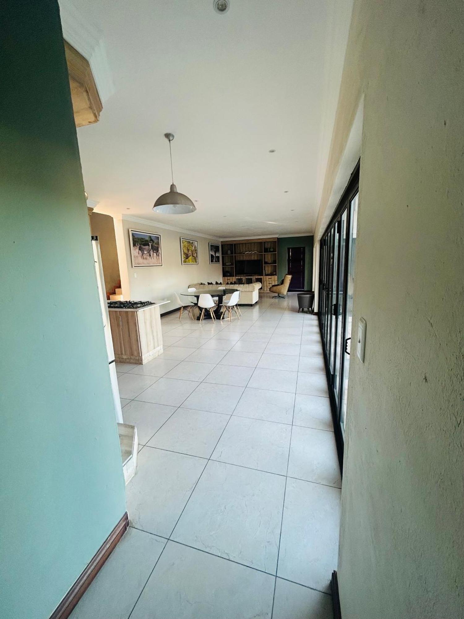 Bluewave Lifestyle Villa Hartbeespoort Exteriör bild