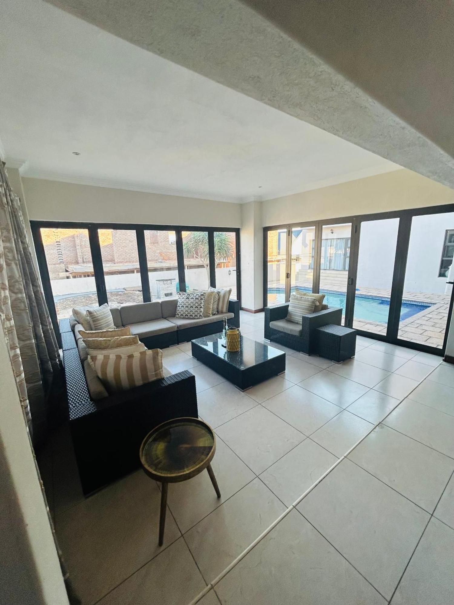 Bluewave Lifestyle Villa Hartbeespoort Exteriör bild