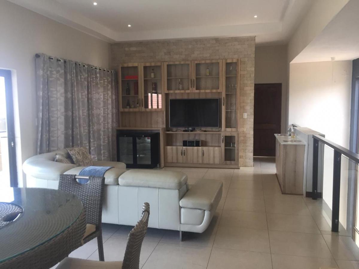 Bluewave Lifestyle Villa Hartbeespoort Exteriör bild